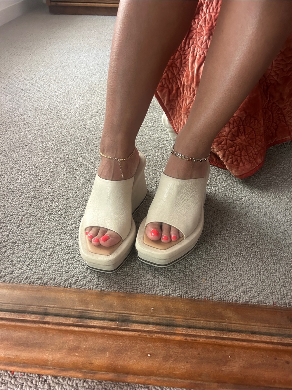Paloma Barcelo Cream Platform Wedge Slide - Picture 4 of 14